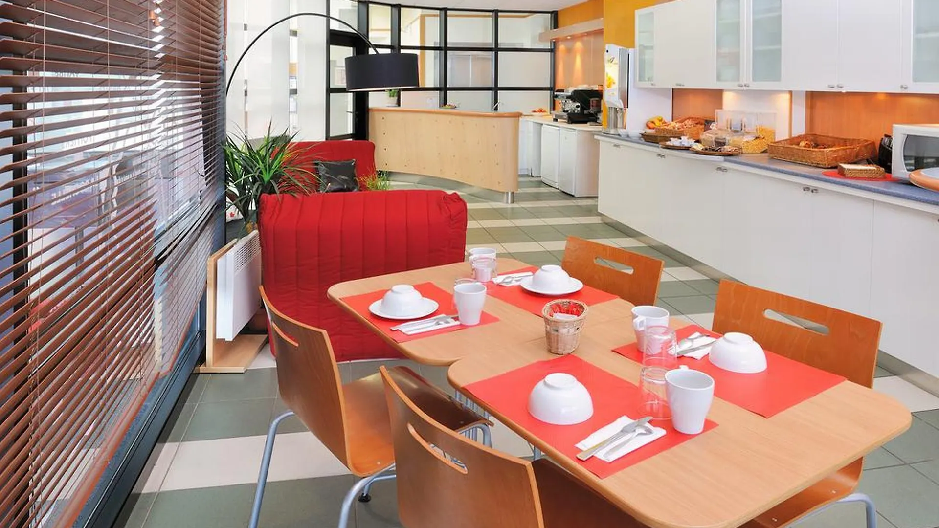 **  Sejours & Affaires Rennes De Bretagne Aparthotel France